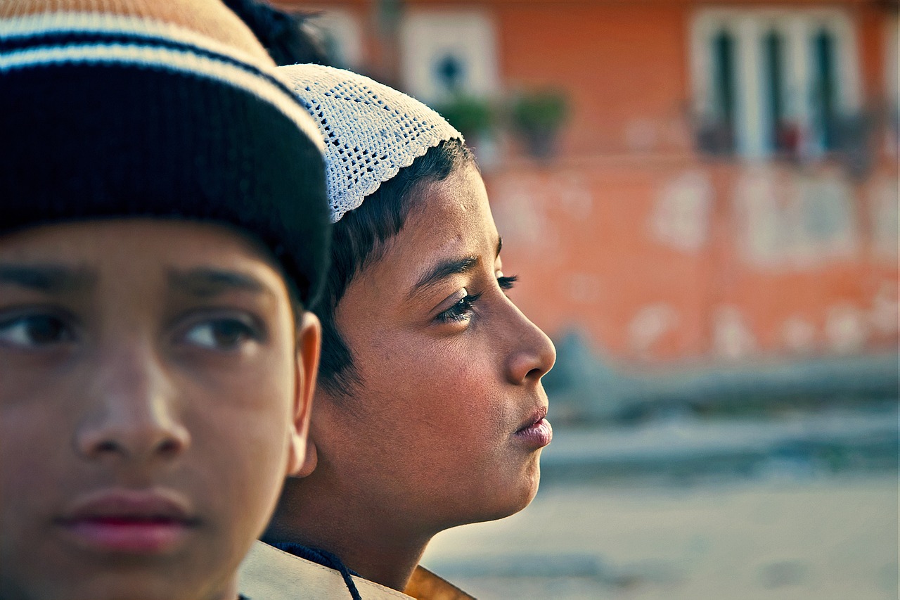 How to Inspire the Next Generation to Be Eco-Friendly